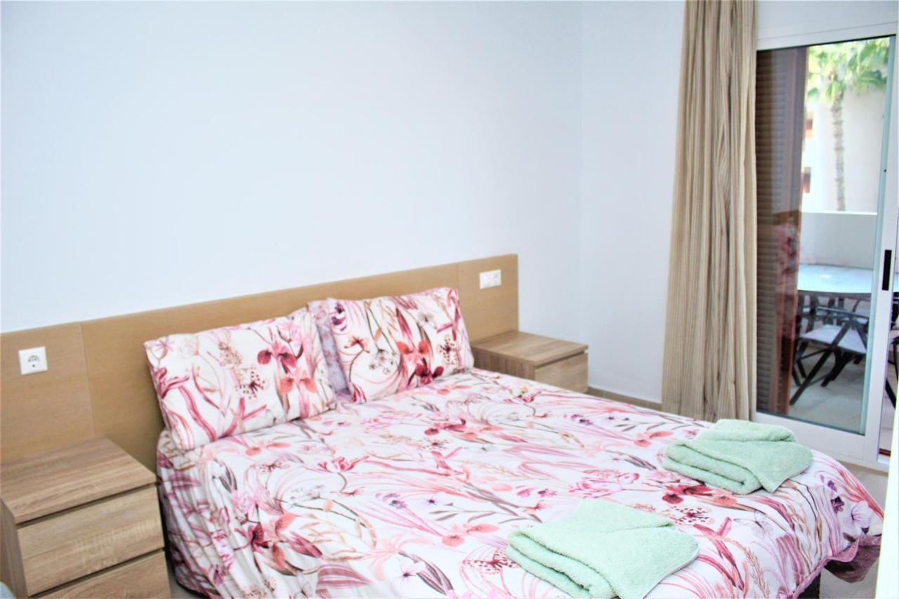 Apartmán Gwen El Rincon Playa Flamenca Exteriér fotografie